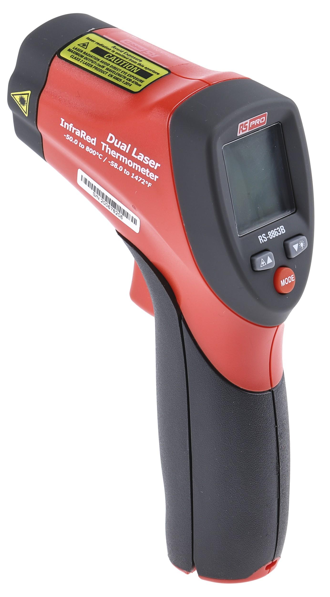 Använd IR-termometer för att mäta temperaturen hos grisarna.